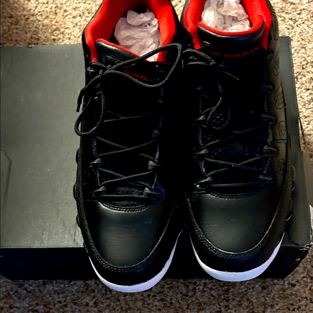 Black & Red Air Jordans 23 gently used with box